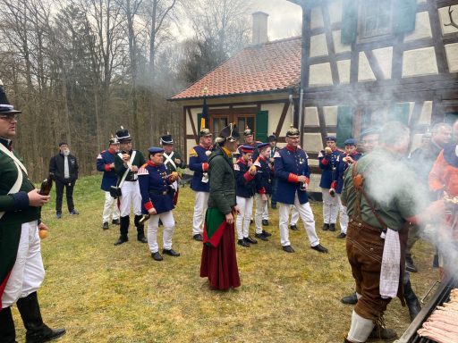 Prinzessin Stephanie empfängt den Spielmannszug in der Jägersruh.