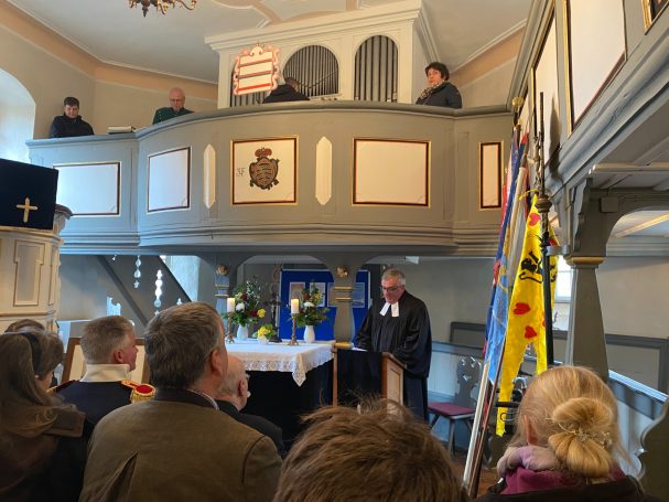 Pfarrer Flämig aus Heldburg im Prinz Andreas Gedenkgottesdienst